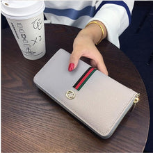 Load image into Gallery viewer, Womens Wallet